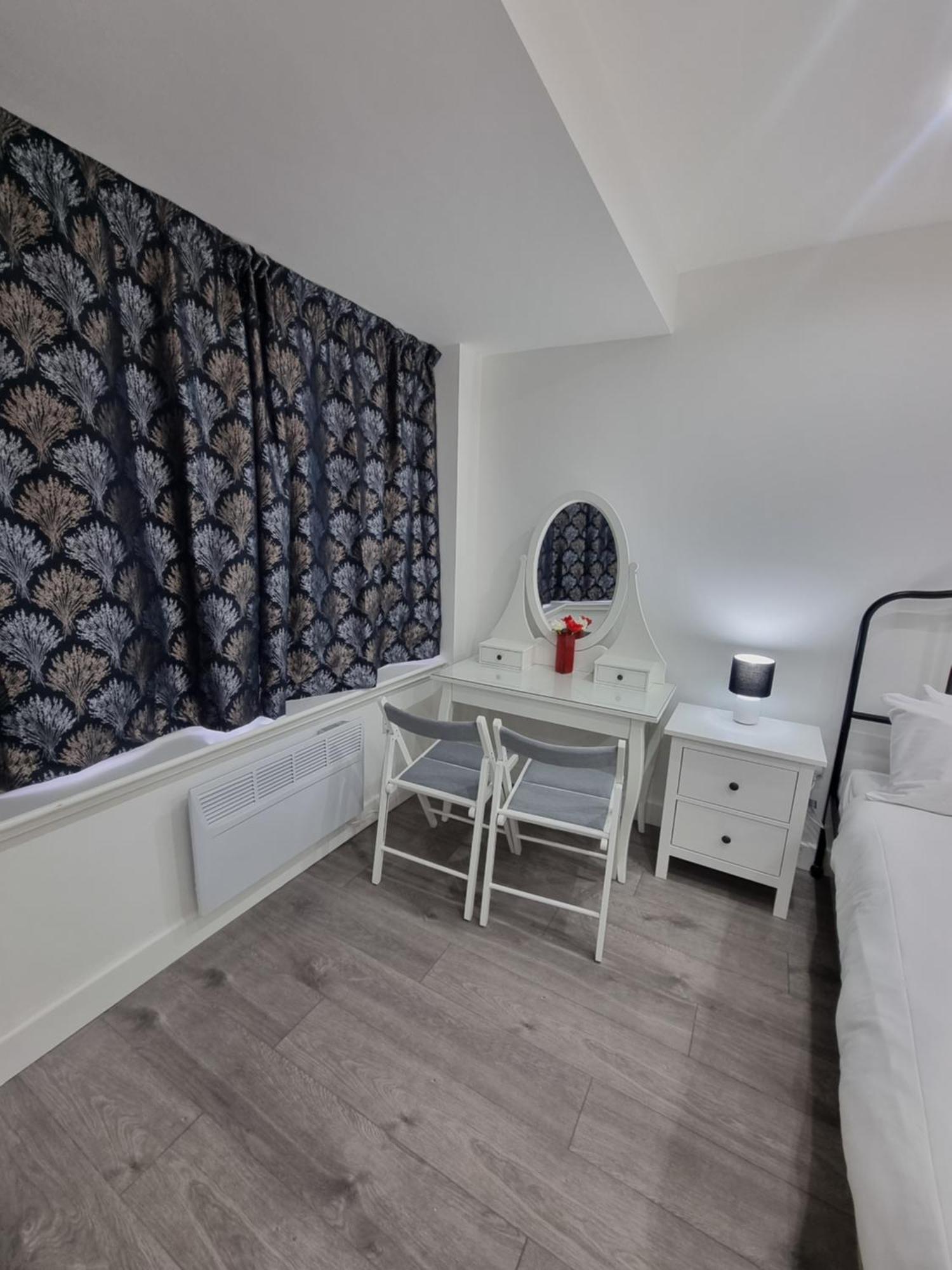 Brand New Studios In London Borough of Harrow Exterior foto