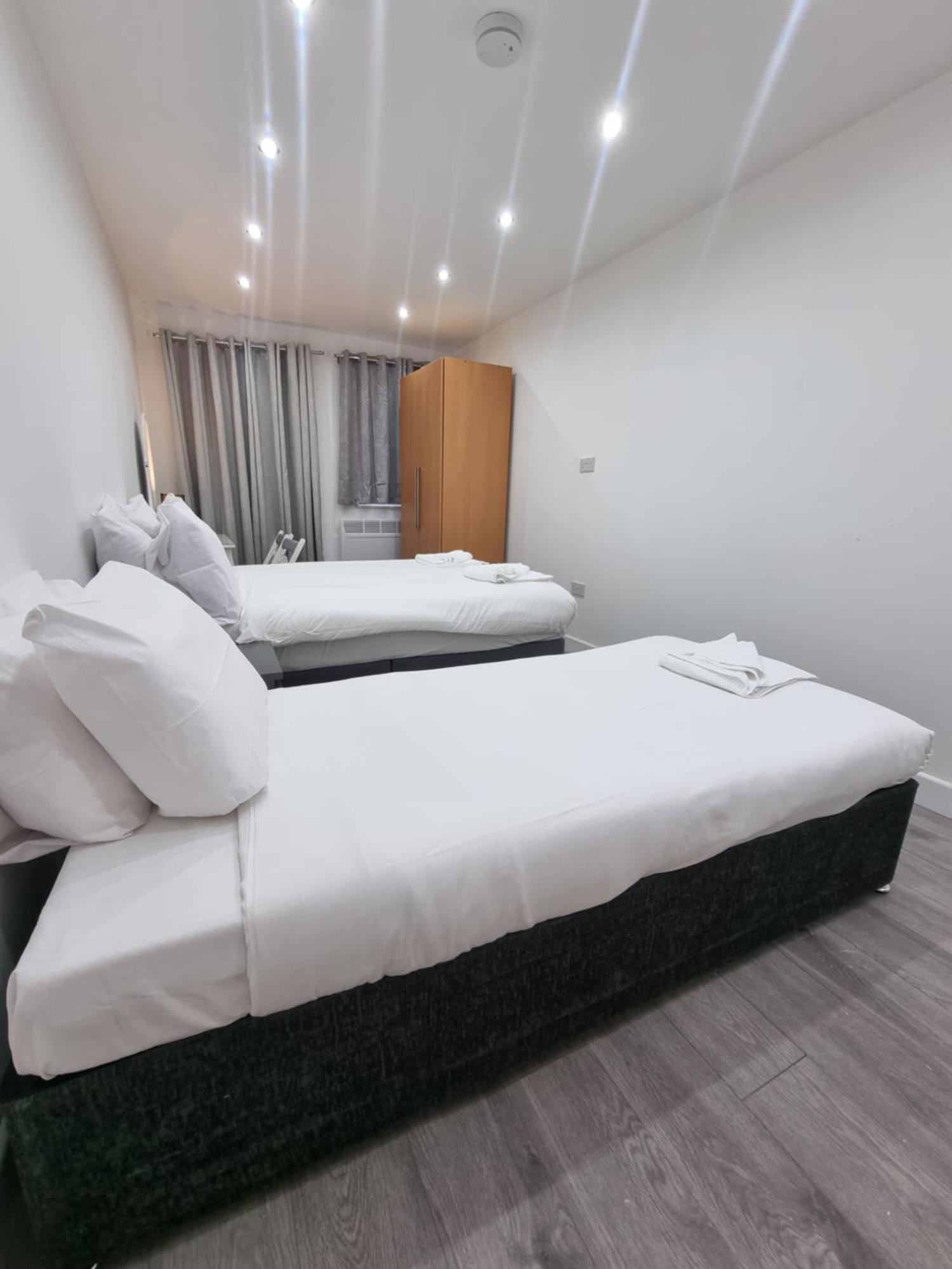 Brand New Studios In London Borough of Harrow Exterior foto