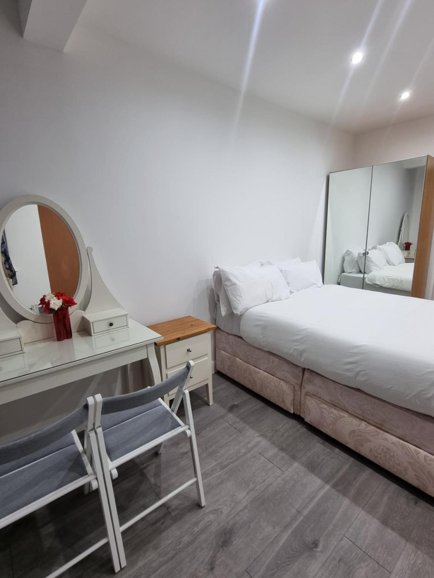 Brand New Studios In London Borough of Harrow Exterior foto